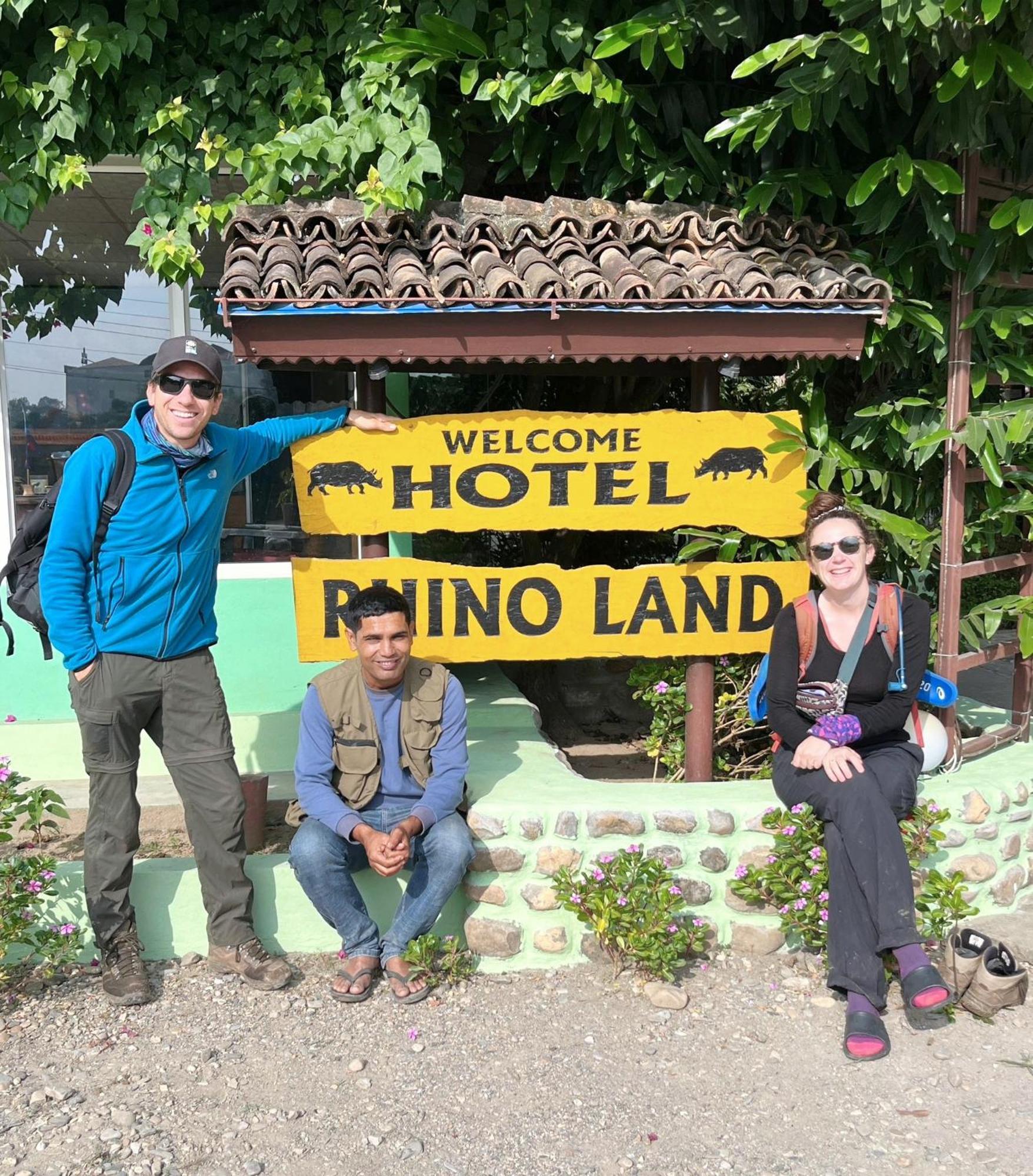 Hotel Rhino Land, Sauraha Dış mekan fotoğraf
